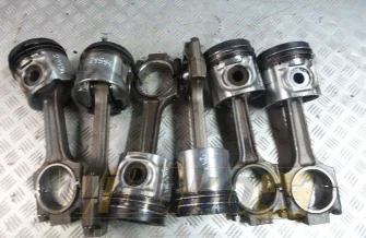 Engine piston for engine Volvo D7E 04501352