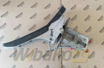 Pedal Liebherr BG-7 2/3 L 01 9882965-000
