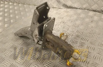 Pedal Liebherr BG-7 2/3 L 01 9882965-000 – used (3)