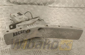 Pedal Liebherr VG-7 2/3 L01 9882965-000 – used (2)