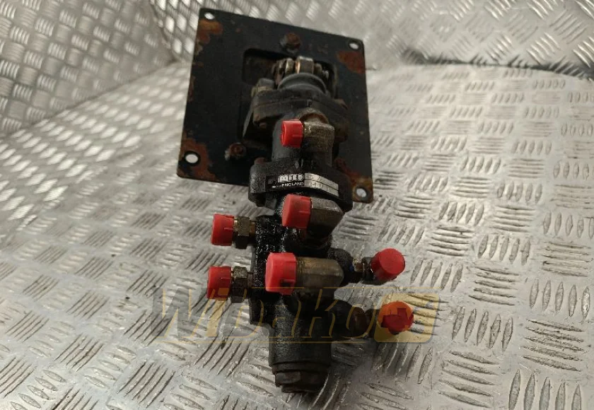 Pedal Mico 06 464 958 04 U 281 – used
