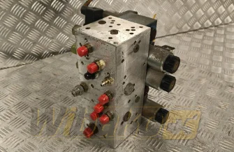Valve set REXROTH #US00900363 E-8 – used (2)