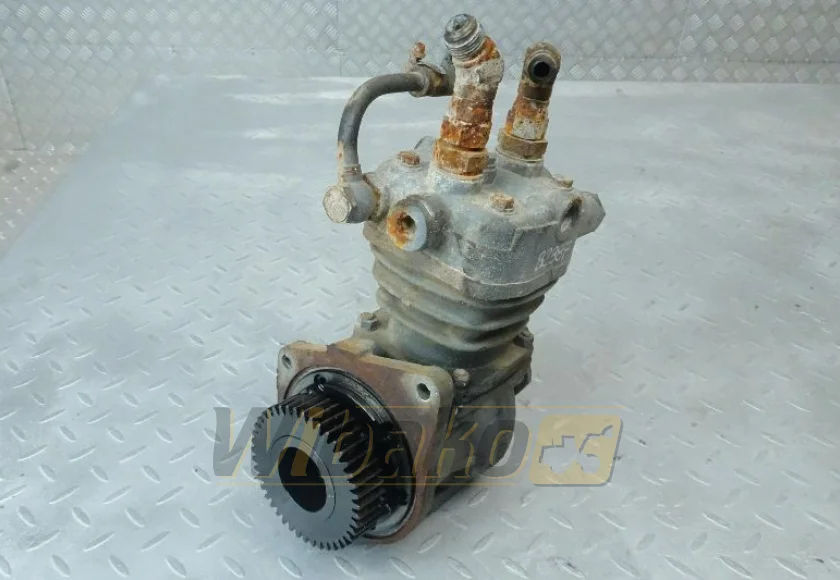 Compressor Deutz 01181605 – used