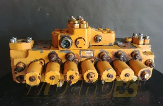 Distributor Liebherr R902 