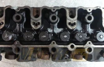 Cylinder head Deutz 04103842