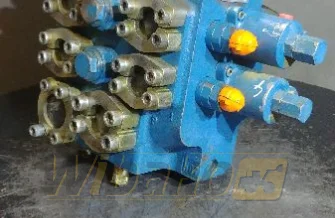 Distributor Liebherr R9002491052 5717290