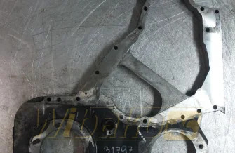 Rear gear housing Komatsu SAA6D114E-3 3950375