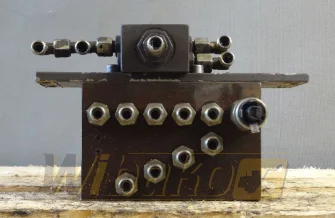 Distributor for excavator Akerman EC230 