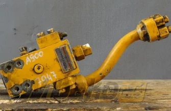 Cylinder valve Liebherr A900 