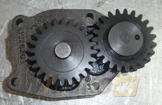 Oil pump for engine Case 6T-590 3926203