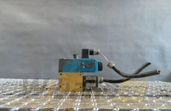 Distributor Vickers 250DZMUHL110 