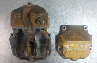 Cylinder head cover for engine Deutz BF6M1015 04224099R
