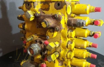 Distributor Komatsu PC180 CBJ30406