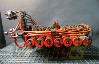Distributor Rexroth M8-1001-04/7M8-22VH 509483/4