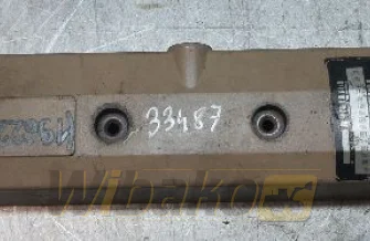 Cylinder head cover John Deere 6068TF275 R519780