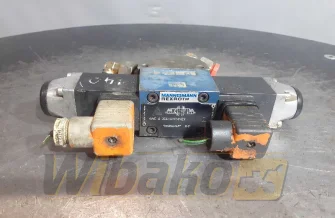 Valves set Rexroth 4WE6J53/AG24NZ4 00456448