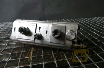 Gear pump Volvo L180E (2) 