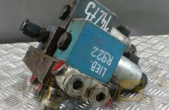 Distributor Vickers D64V52ALJNUH620 E-4