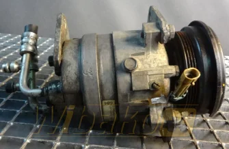 Air conditioning compressor Daewoo J639 700684