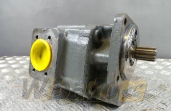 Gear pump David Brown R1C8187/044701BC 