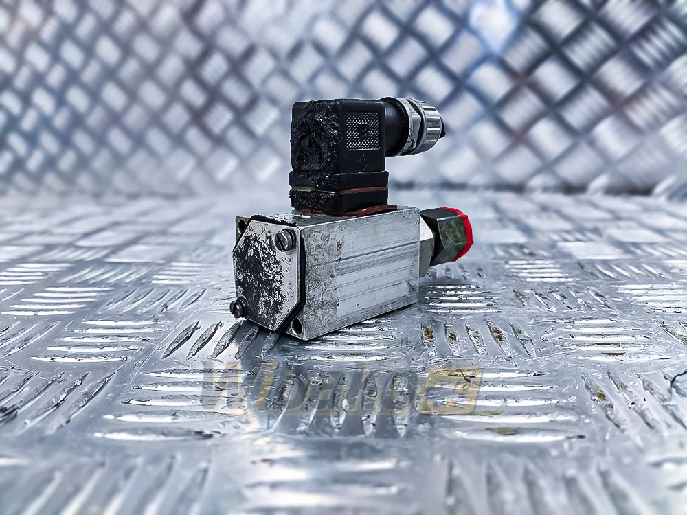 hydraulic valve