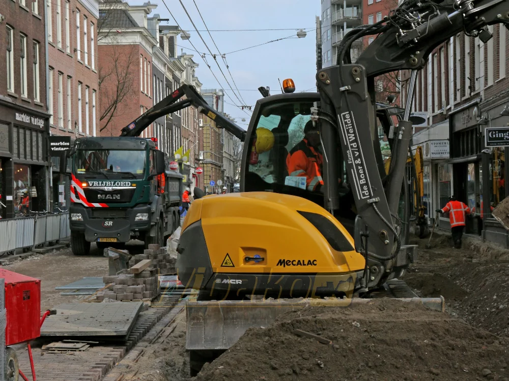 machine maintenance in the city