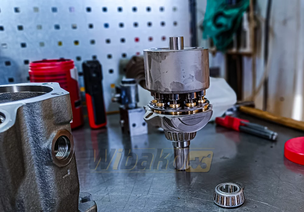assembly of the hydraulic engine