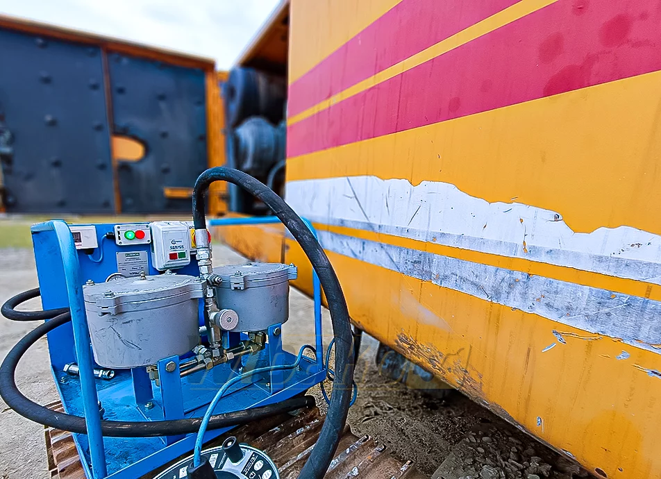 hydraulic oil filtration