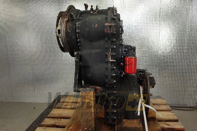 ZF transmission for a loader