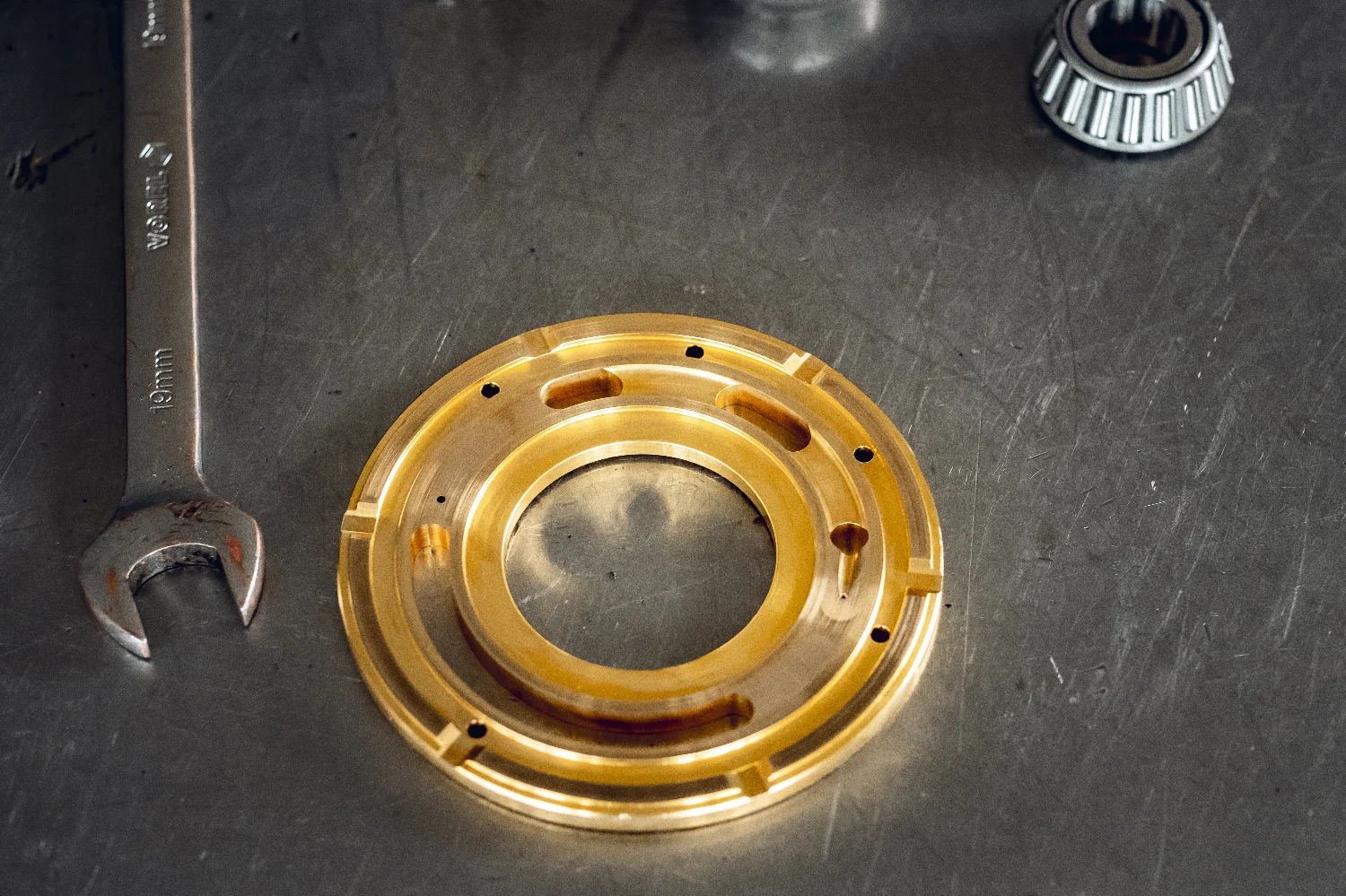 Hitachi machinery parts