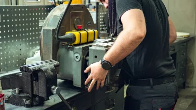 Service and Repair of Liebherr DPVD Pumps