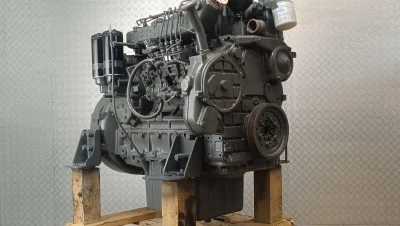 Service of Liebherr D924 T-E Engine in LTM 1150-5.1 Crane in Częstochowa