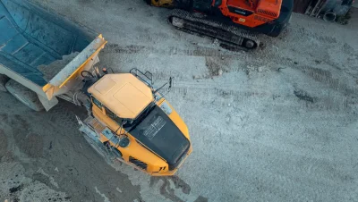 Is your construction machine starting and then stalling or running irregularly? Discover the causes and solutions.