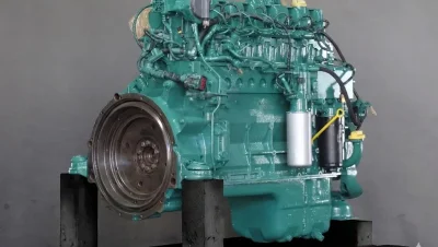 Reconstruction of the Deutz TCD2013 L06 2V Engine in the Terex Fuchs MHL454 Machine