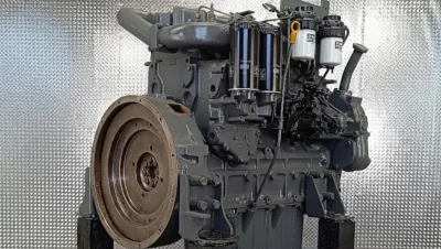 Repair of the Liebherr D924 Engine in the LTM 1080/1 Crane