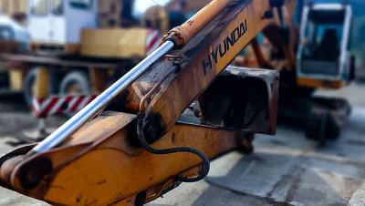 Hydraulic Actuators in Construction Machinery: Operating Principle, Classification, and Selection