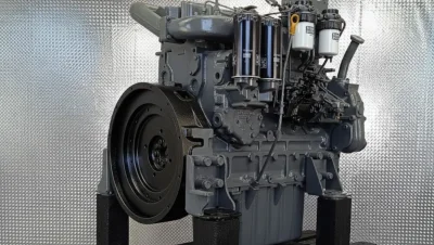 Engine Overhaul of D924 TI-E in LTM 1250/1 Crane