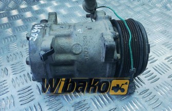 Air conditioning compressor Sanden SD7H15/8233