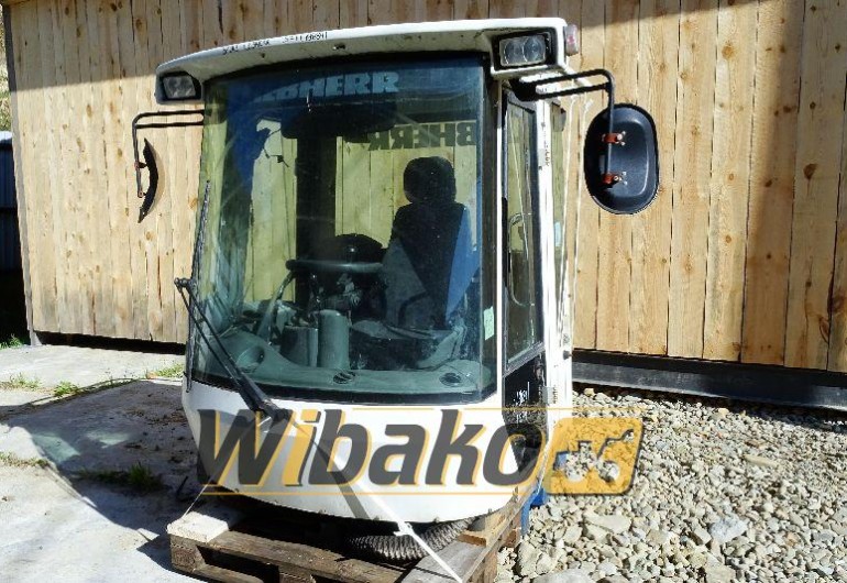 Cab for loader kołowej Liebherr L574