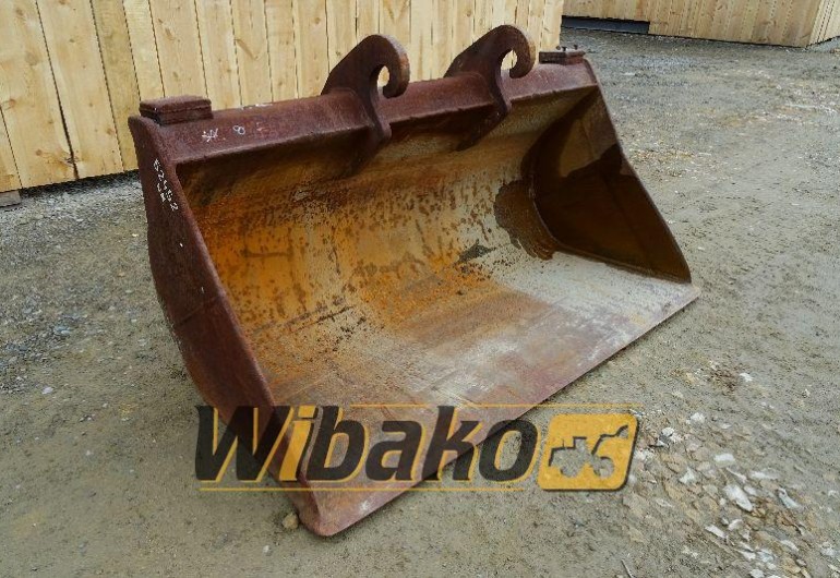 Excavator bucket