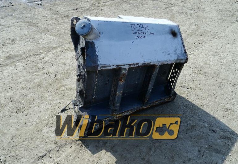 Fuel tank Liebherr L556