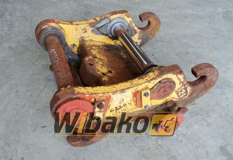 Quick coupler for excavator Liebherr R934