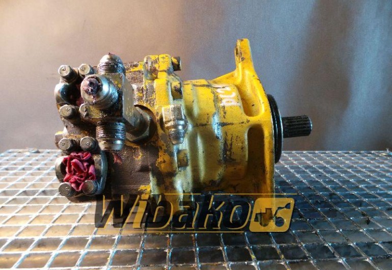 Swing motor Komatsu 706-75-01081