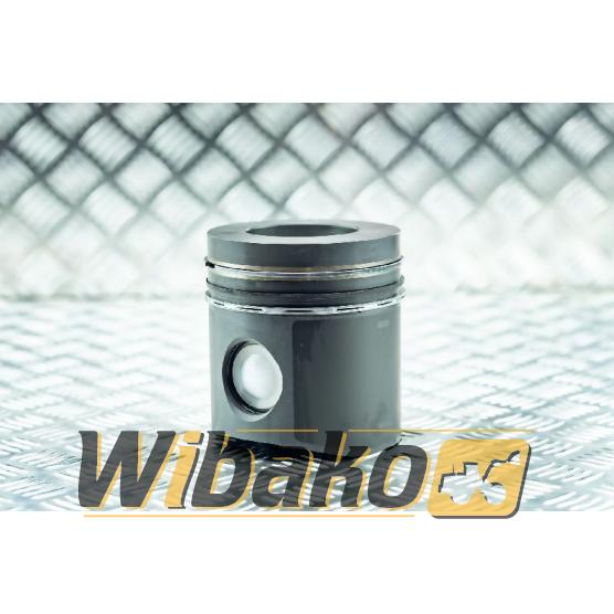 Piston with bolt (pin) D904/D906