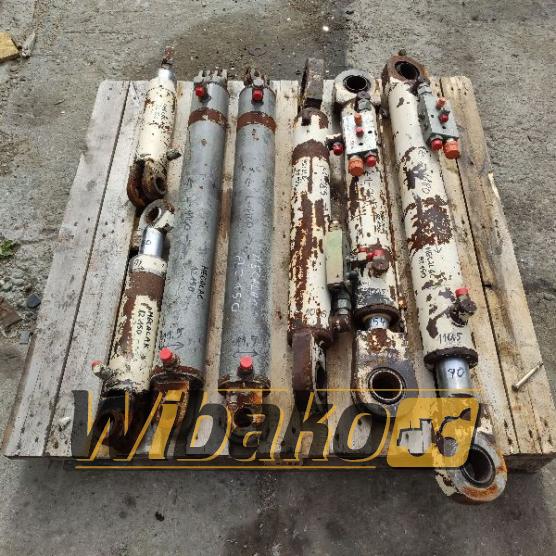 Set of cylinders Mecalac AS150